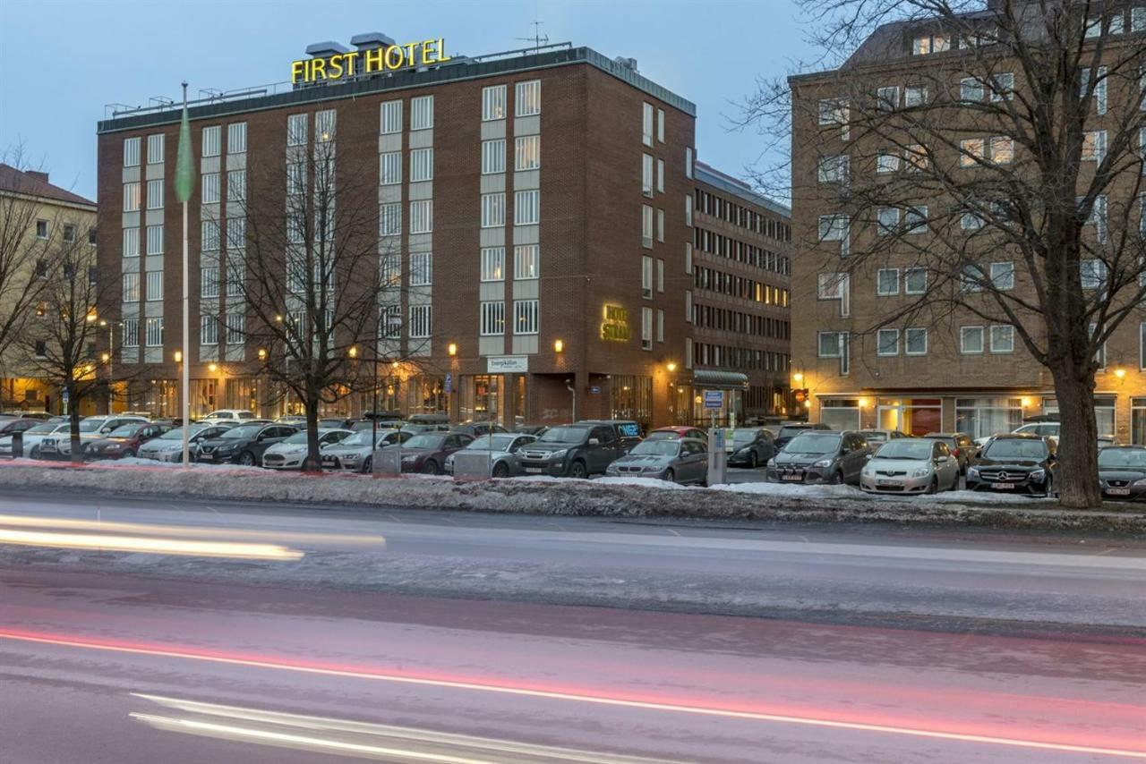 First Hotel Strand Sundsvall Exteriör bild
